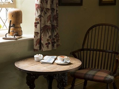 Hadley Bowling Green Inn درويْتويتش المظهر الخارجي الصورة