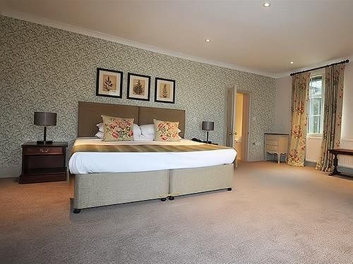 Hadley Bowling Green Inn درويْتويتش المظهر الخارجي الصورة