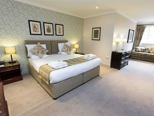 Hadley Bowling Green Inn درويْتويتش المظهر الخارجي الصورة